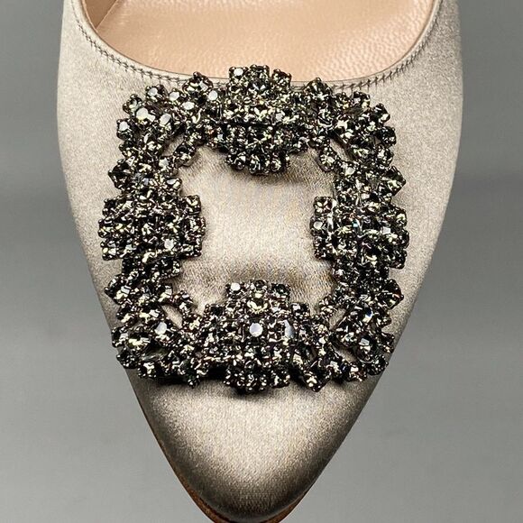 Manolo Blahnik Hangisi 70 Embellished Satin Pumps size 37 - Picture 7 of 13